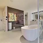 Bee Happy Loft Welness דירה